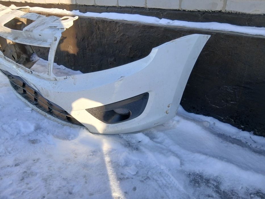 Продам бампер на гранту