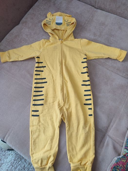 Продам детский костюм х/б