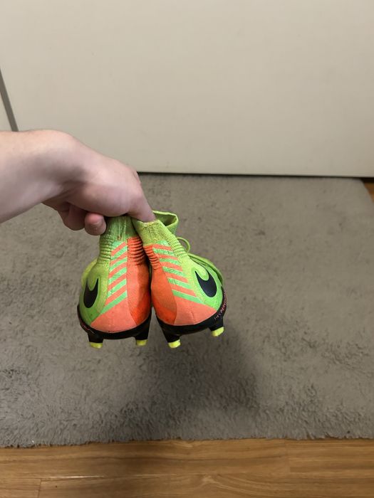 Ghete de fotbal Nike Hypervenom ACC