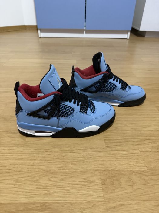 Air Jordan 4 Travis Scott