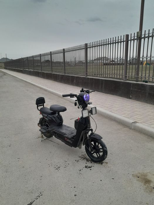 Продам скутер TUNIU