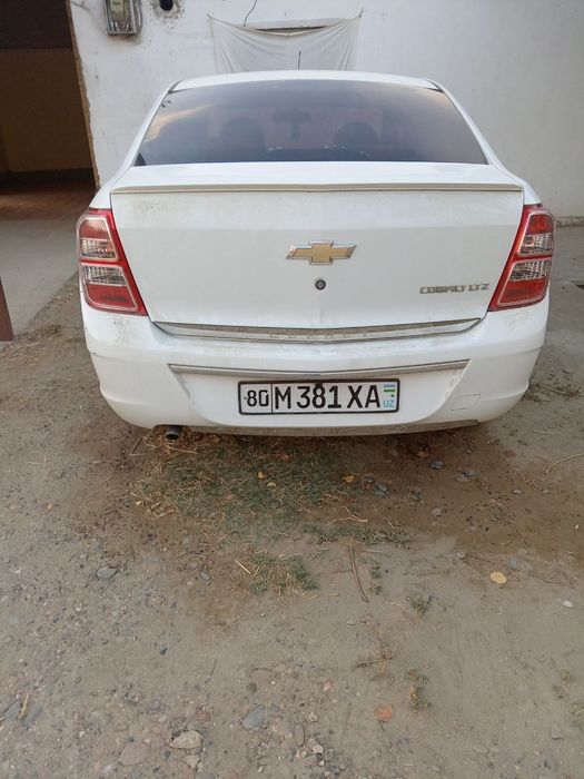 Chevrolet cobalt sotiladi tez va arzon narda chizilmagan qirilmagan