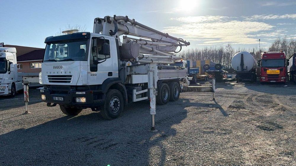 Pompa de beton Iveco Tracker