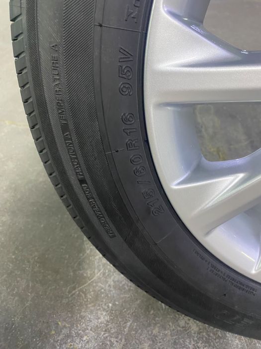 Продам Оригинальную запаску Camry 50!