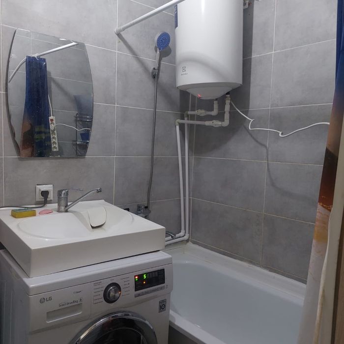 Посуточна  1 комнатная квартира