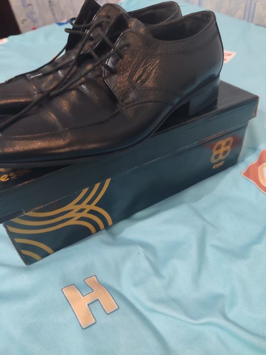 Эркаклар оёқ кийими