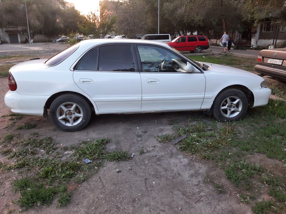 Продаю машину Hyundai Sonata 3