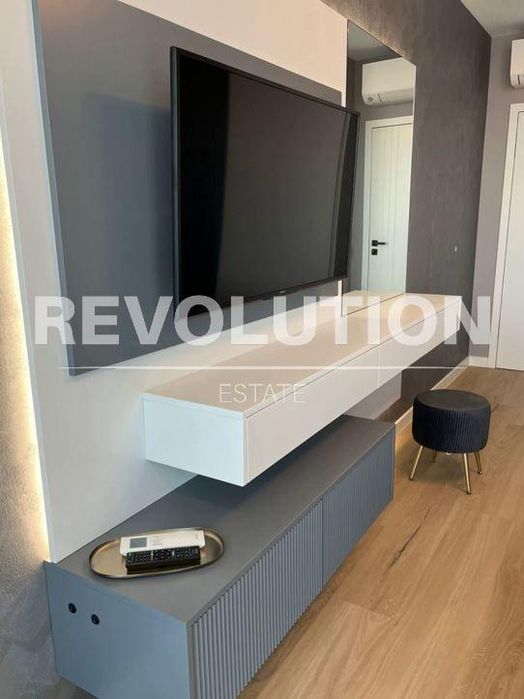 Двустаен апартамент в района на Св.Св. Константин и Елена!