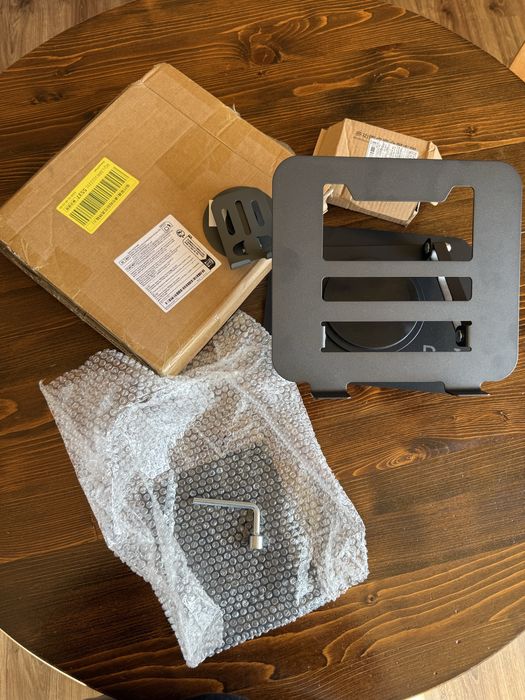 Стойка за лаптоп - въртяща на 360