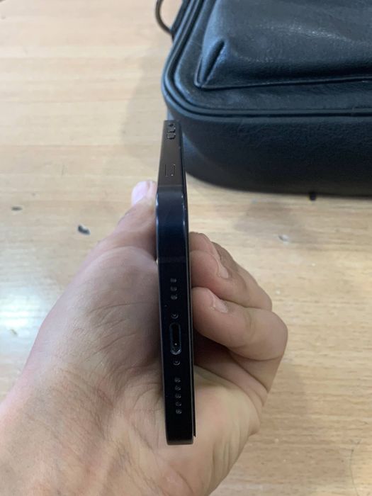 iPhone 12 holati ideal