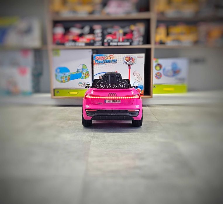 ТОП ЦЕНА!НОВО!Акумулаторен джип Audi SQ8 с 12V,EVA гуми,кожена седалка