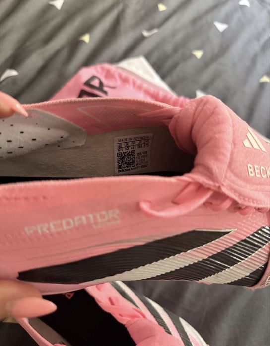 Професионални футболни обувки Adidas Predator - Beckham edition.