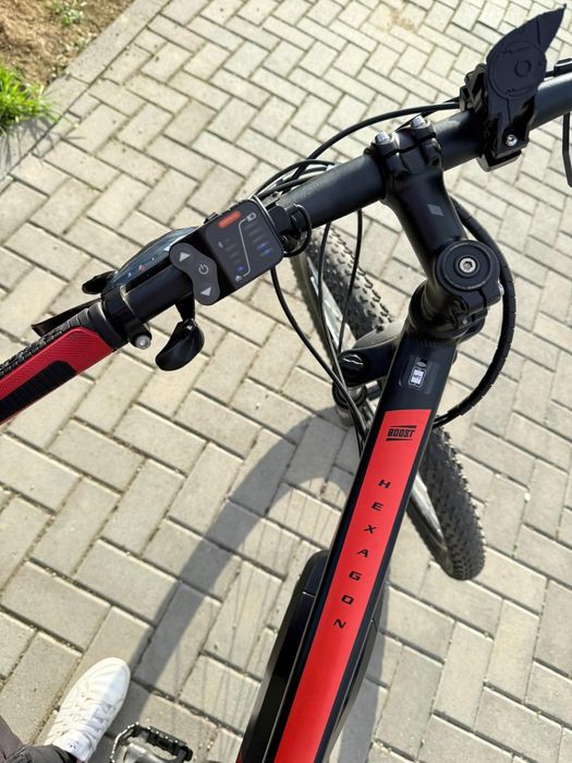 Vând bicicleta electrica
