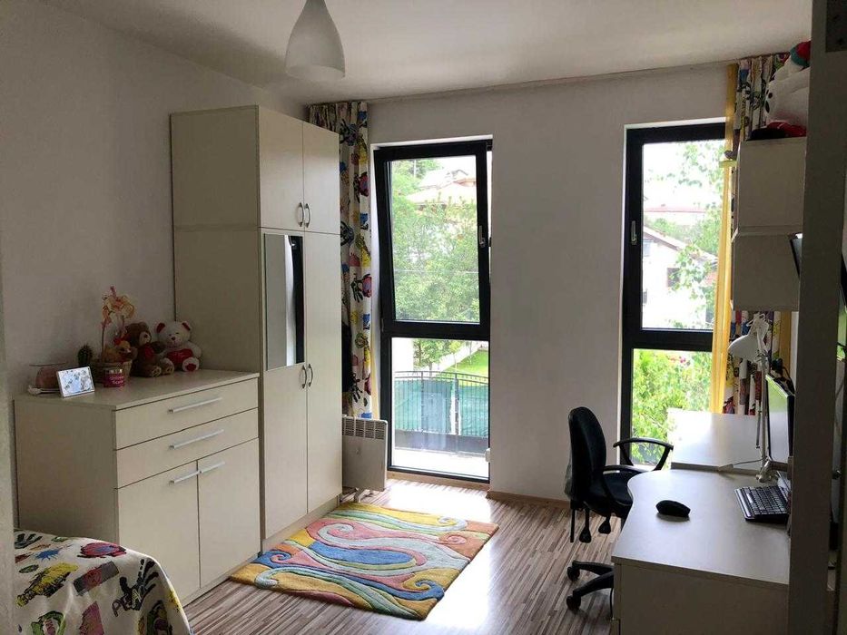 Дава се под наем Четиристаен апартамент в Варна, Морска градина - 130 кв.м за 799 € - Снимка #9