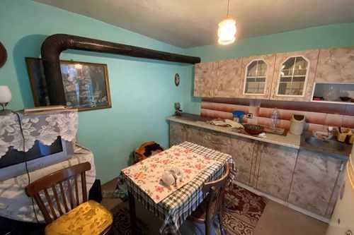 Парцел с къща кв. "Абритус"