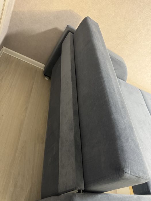 Продам диван 140*200