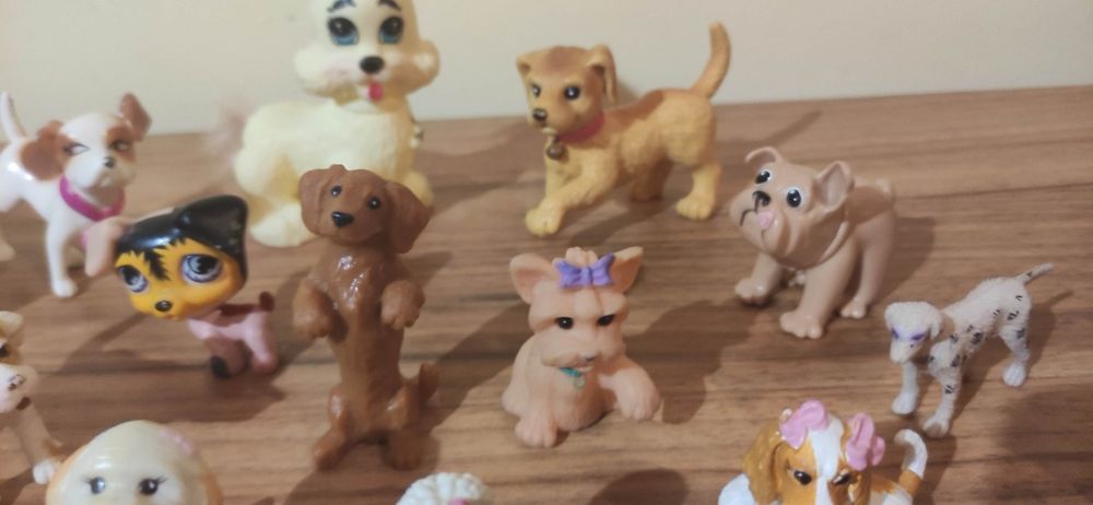Колекция от  25 малки кучета