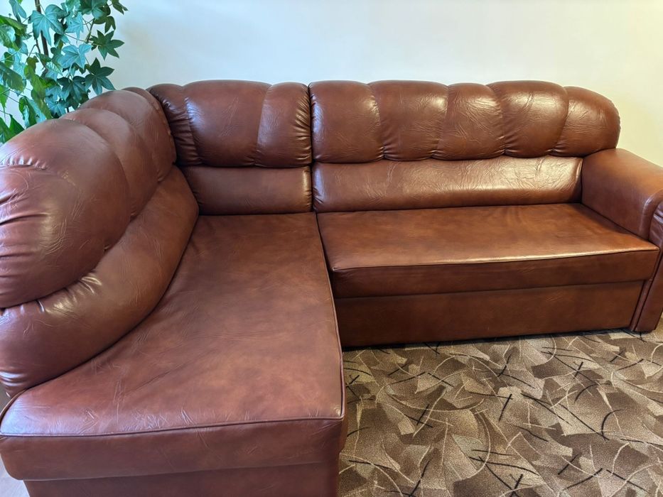 Coltar extensibil din piele