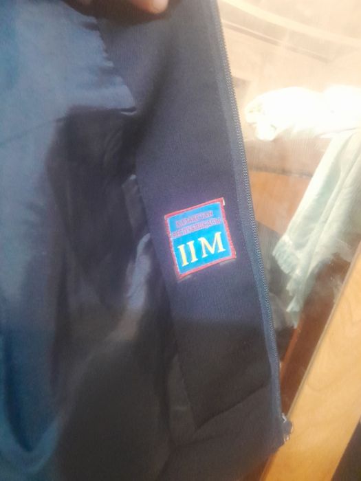 Очень хороший полицейский костюм