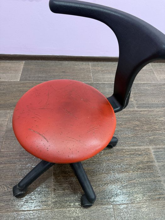 Стул,помощник,стул