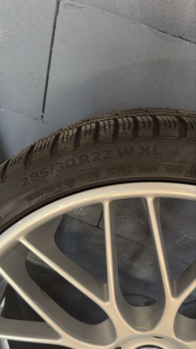 Джанти с гуми за BMW 5x120 22 Бмв 5х120 22