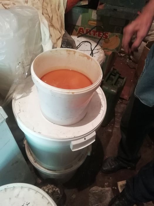 Мед натуральный, орехи кедровые