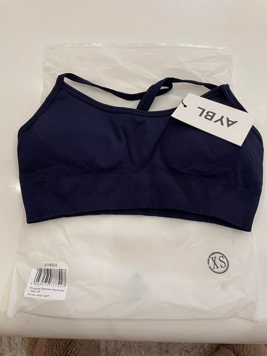 Дамски спортен екип за тренировки AYBL