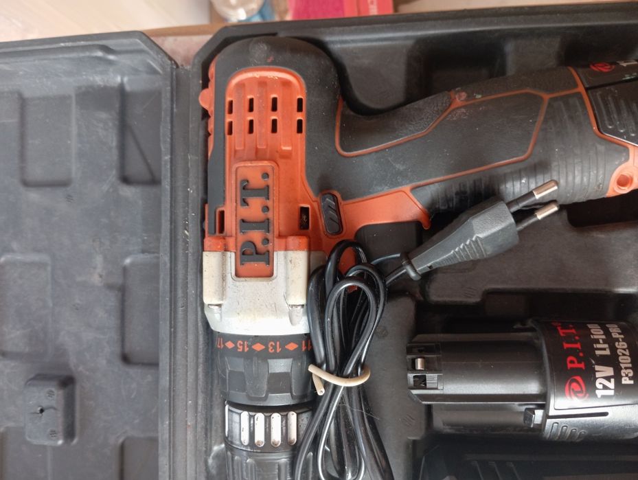 Шуруповёрт PIT полностью рабочий