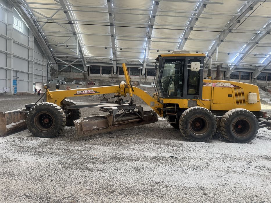 Продам автогрейдер XCMG GR215