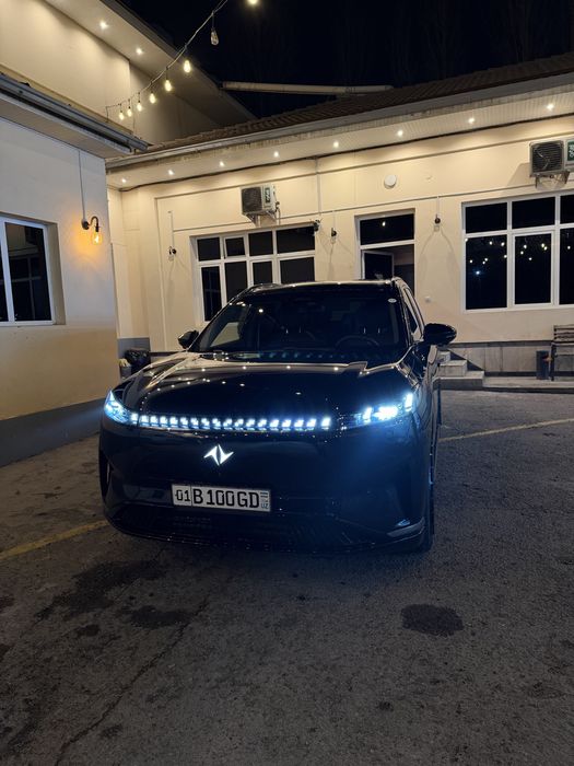 Dongfen 008 ultra 5местный