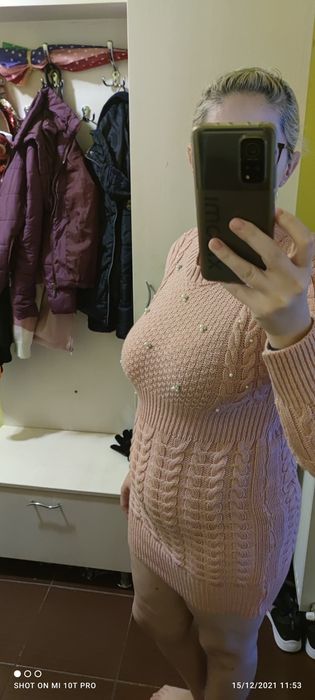 Rochie din tricot cu perle