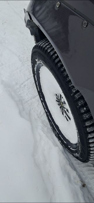 Продаю колеса диски с покрышками