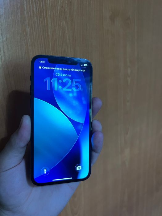 Iphone 12 pro telefoni