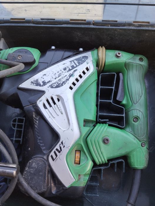 Hilti te 52, Hitachi MR 40