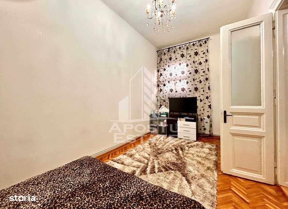 Apartament 2 camere, pod reabilitat, loc de parcare in Timisoara