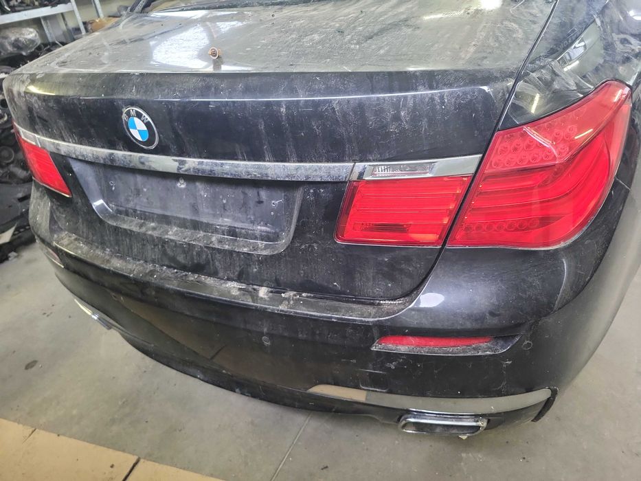 Bara spate M Paket BMW seria 7 f01,f02 an 2011