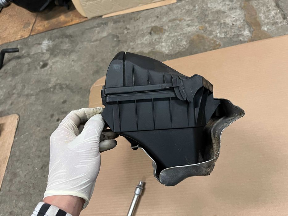 Филтърна кутия за Mercedes E-class W210 200/220 CDI