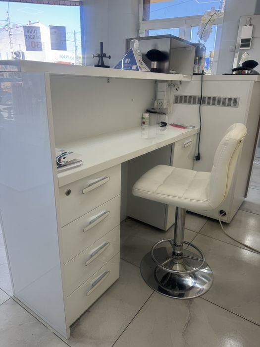 Vand receptie salon