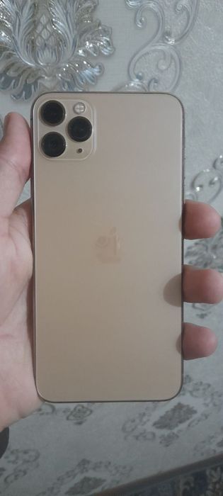 Iphone 11 Pro Max  / Xotira 64gb  / Yomkst 76