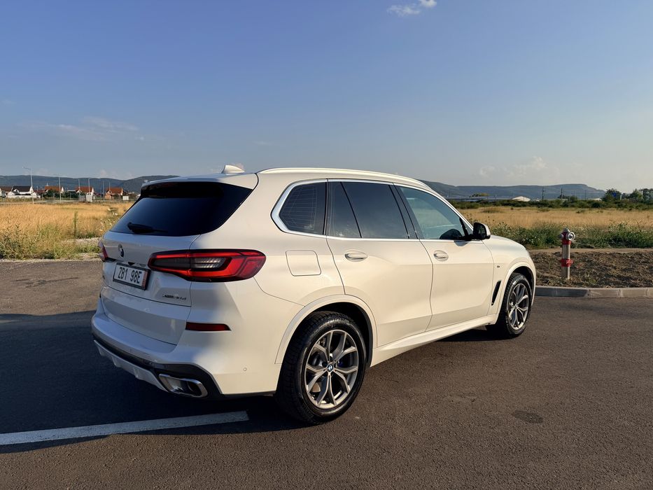 BMW X5 2019 — imagine 3