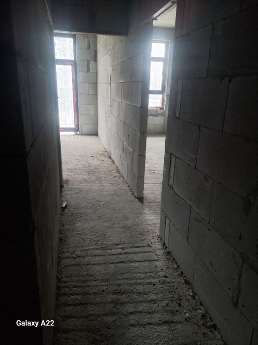 2 хонали квартира 3 этаж Бухара сити