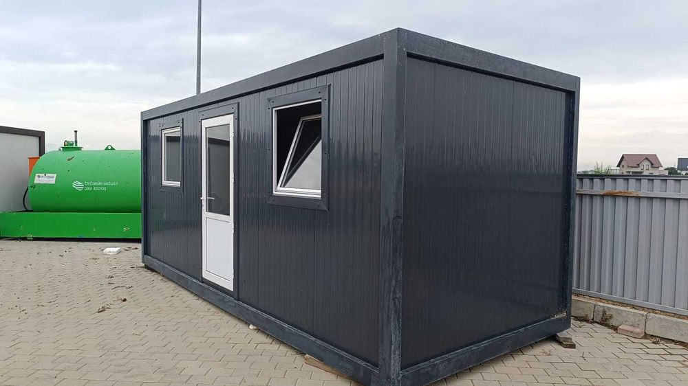 Panouri sandwich / tabla cutata / luminatoare / accesorii