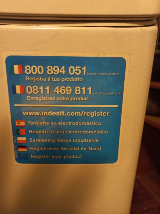 Пералня indesit.