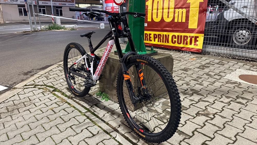 Bicicleta  Mondraker Summum 2022