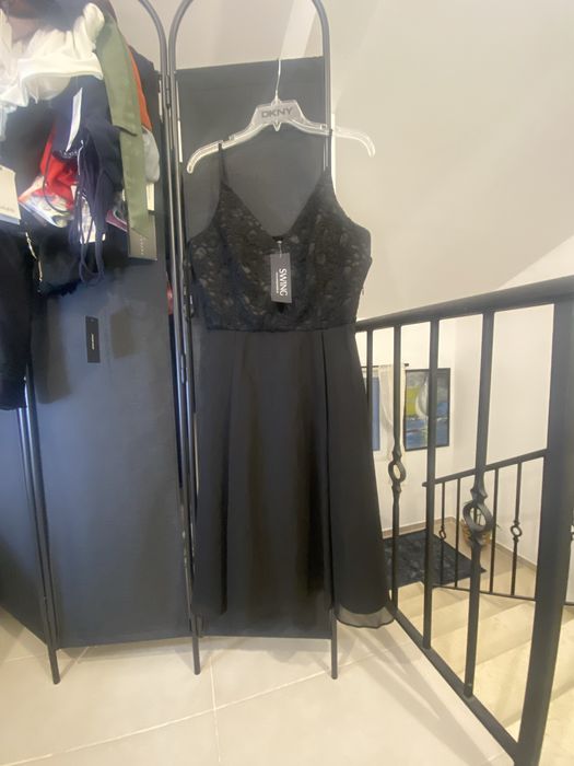 Вечерна рокля Swing