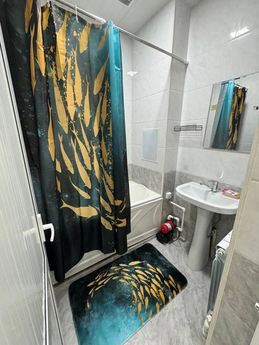 Срочно 2 хонали 55м квадрат 6 кават лифтлик домдан квартира сотилади.