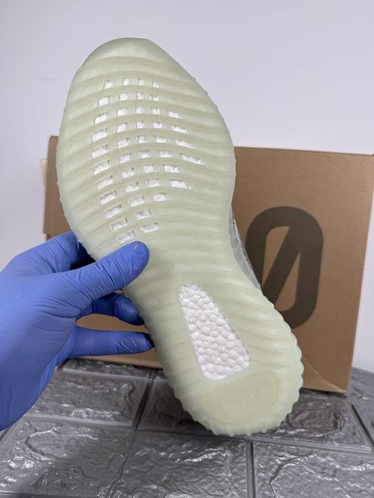 Yeezy 350 v2 Blue Tint