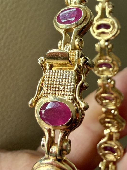 Сребърна гривна 925  с Рубини