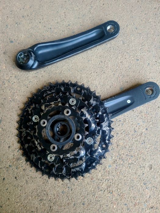 Шатуны shimano  acera