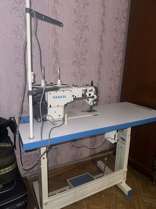 Швейная машина MAQI